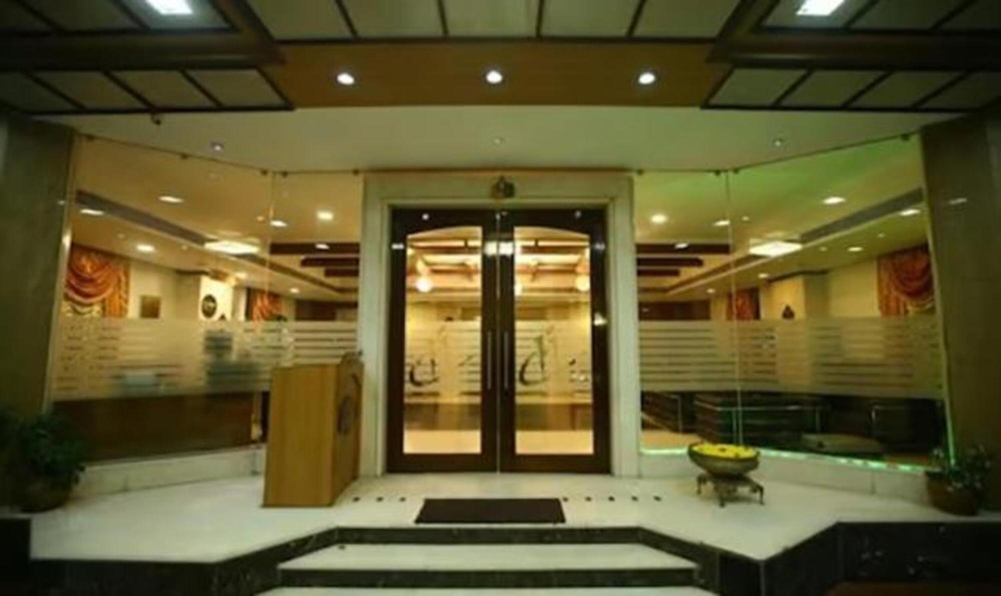 Fabhotel Prime Chennai Deluxe Dış mekan fotoğraf
