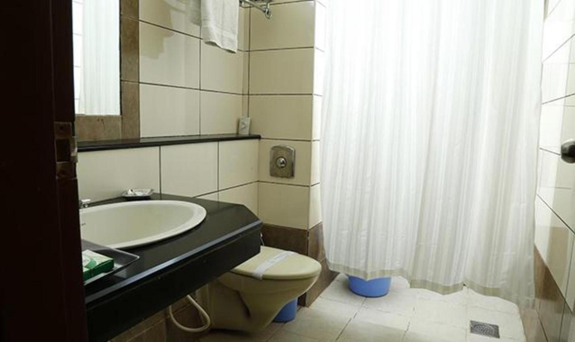 Fabhotel Prime Chennai Deluxe Dış mekan fotoğraf